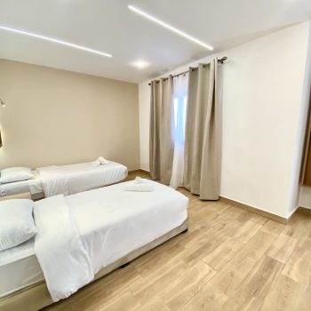 surf-camp-taghazout-interior-rooms-011